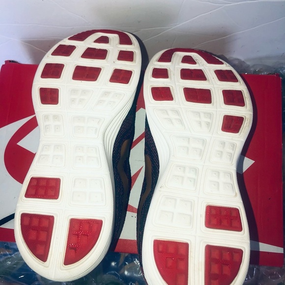 Nike women’s Lunartempo 2 running shoes - Picture 5 of 7